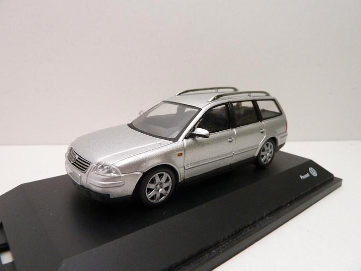 Volkswagen Passat   '' Schuco '', Hobby en Vrije tijd, Modelauto's | 1:43, Zo goed als nieuw, Auto, Schuco, Ophalen of Verzenden