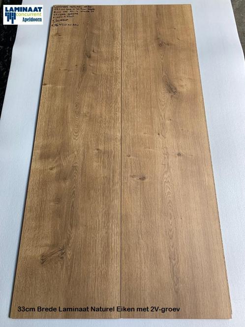 33cm Brede Laminaat Naturel Eiken 8mm dik met 2V-groev, Huis en Inrichting, Stoffering | Vloerbedekking, Nieuw, Laminaat, Bruin