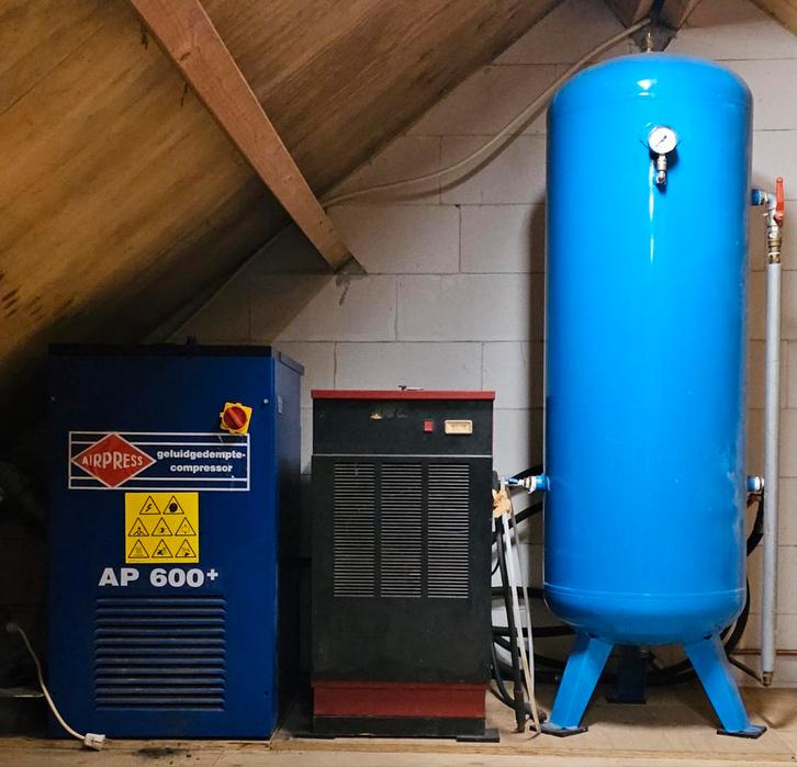 Airpress AP 600+ Compressor met Droger, Doe-het-zelf en Verbouw, Compressors, 100 liter of meer, Ophalen of Verzenden