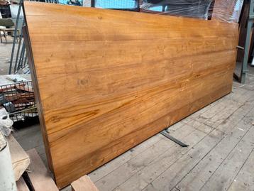 Massief houten beuken tafel  280x100 cm en 80 cm hoog beschikbaar voor biedingen