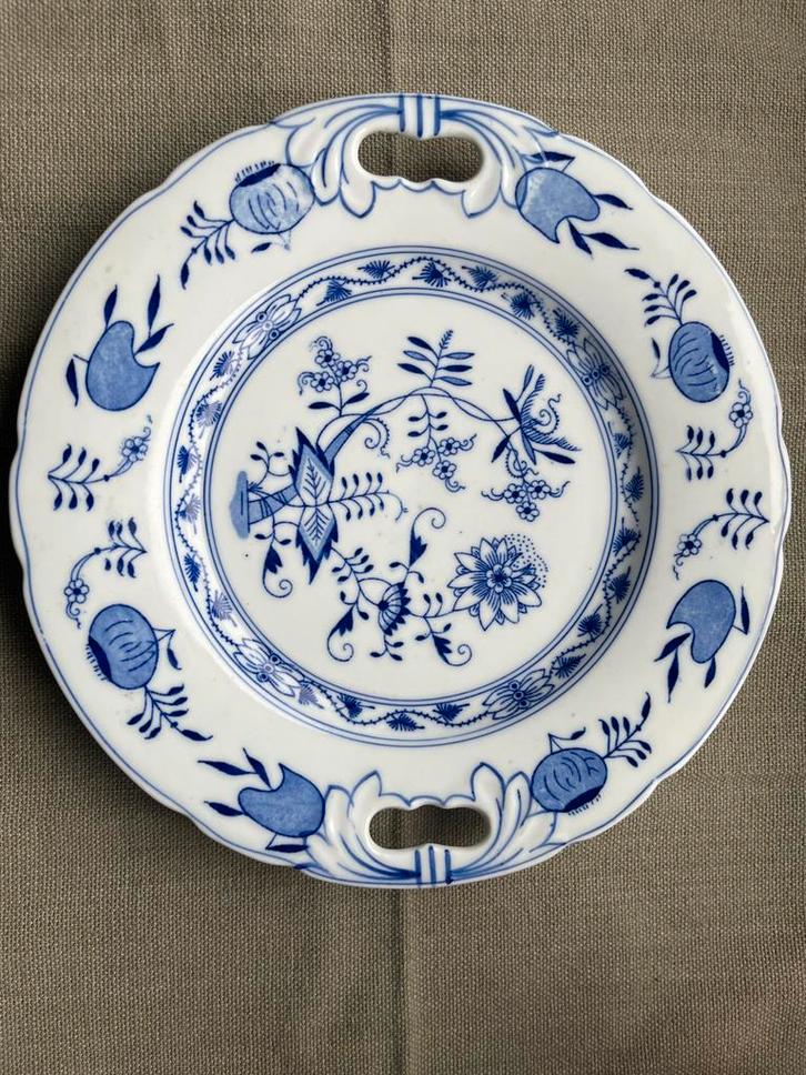 Meissen. Zwiebelmunster patroon. Schaal., Antiek en Kunst, Antiek | Schalen, Ophalen of Verzenden