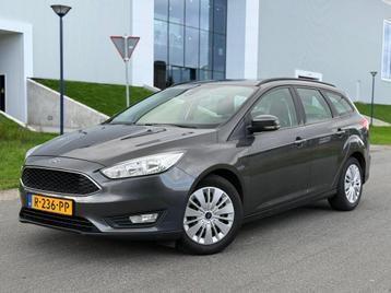 Ford Focus Wagon 1.0 Titanium AIRCO CRUISE.C STOELVERWARMING beschikbaar voor biedingen