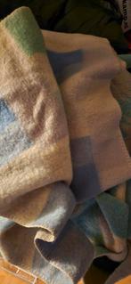 Dikke wollen deken 2 stuks, Ophalen of Verzenden, Gebruikt, 75 tot 100 cm