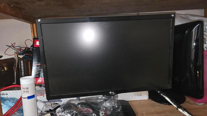 Schermen & TV’s – Ideaal voor kantoor of thuisgebruik, Computers en Software, Monitoren, Zo goed als nieuw, 60 Hz of minder, LED