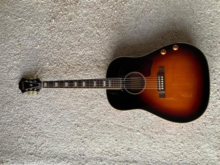 Epiphone EJ-160 Sunburst - John Lennon Gitaar, Muziek en Instrumenten, Snaarinstrumenten | Gitaren | Akoestisch, Zo goed als nieuw