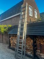 Ladder uitschuifbaar aluminium, Doe-het-zelf en Verbouw, Ladders en Trappen, Ophalen, Zo goed als nieuw, 4 meter of meer