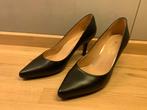 Zwart lederen pump - Mt. 37.5 - Z.g.a.n., Ophalen of Verzenden, Zo goed als nieuw, Zwart, Pumps