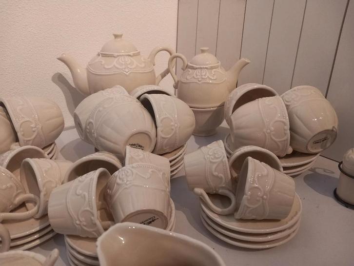 Countryfield servies creme, Huis en Inrichting, Keuken | Servies, Zo goed als nieuw, Overige typen, Overige stijlen, Porselein