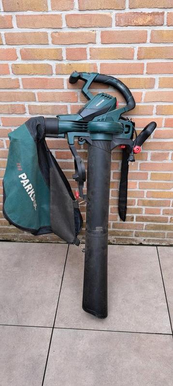 Bladblazer en zuiger beschikbaar voor biedingen