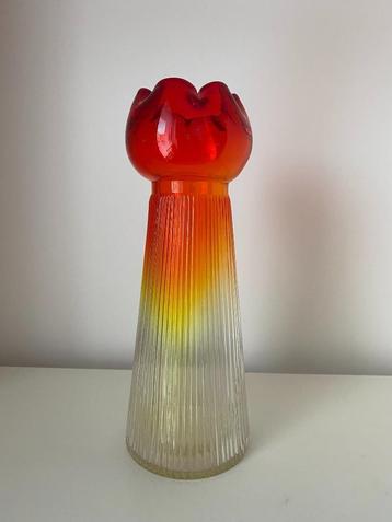 amberina vaas beschikbaar voor biedingen