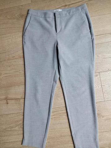 ZomerBroek lengte 93cm Yaya Medium lichtgrijs 1week gedragen beschikbaar voor biedingen