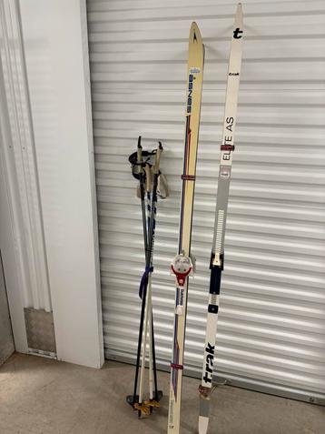 Retro ski’s - vintage beschikbaar voor biedingen