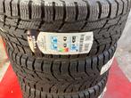 Nieuwe winterbanden Mercedes Vito 225/55R17 Nokian, Bestelwagen, ., Banden en Velgen, Nieuw