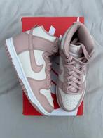Dunk High Pink Oxford - Maat 36.5, Kleding | Dames, Schoenen, --, Nieuw, Ophalen of Verzenden, Sneakers of Gympen