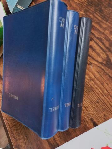 3x Bijbel Bijbel; Vert in opdracht van het Ned{1977/81/83. beschikbaar voor biedingen