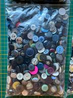 broek en blouseknopen, 2 zakken, Hobby en Vrije tijd, Naaien en Fournituren, Ophalen of Verzenden, Zo goed als nieuw, Knoop of Knopen
