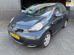 Toyota Aygo 1.0-12V Comfort Navigator automaat airco, Euro 5, Gebruikt, Elektrische ramen, 4 stoelen