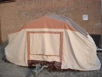 vintage aanhanger   vouwwagen travelsleeper  jaren 80 beschikbaar voor biedingen