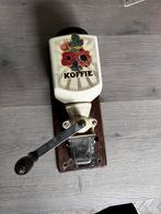 Goede oude koffiemolen. Werkt nog, geheel compleet., Ophalen of Verzenden