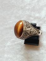 Mooie Zilveren Ring met tijgeroog en bewerkte zijkanten, Sieraden, Tassen en Uiterlijk, Antieke sieraden, Met edelsteen, Zilver