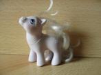 My Little Pony paardje lichtpaars 1984 Hasbro 8cm, Gebruikt, Ophalen of Verzenden