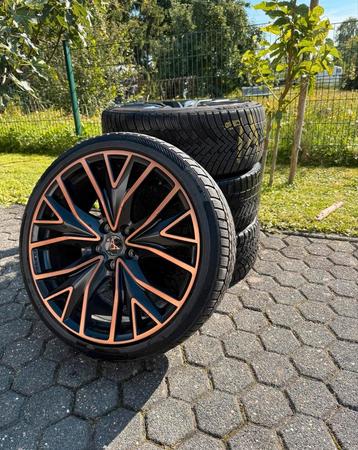 Orginele Cupra Leon 19" Velgen in Sportzwart met Koper beschikbaar voor biedingen