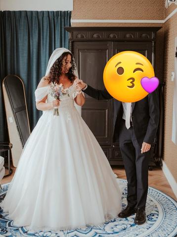Super mooie blusch trouwjurk  maar 38/40! Van wed2be  beschikbaar voor biedingen