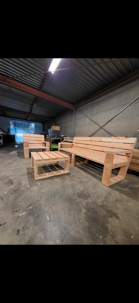 Klusjes man meubelmaker., Diensten en Vakmensen, Timmerlieden en Meubelmakers