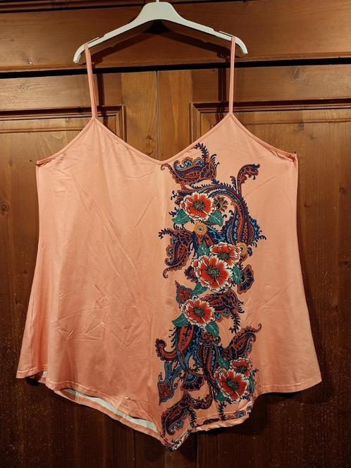 mooie perzikroze top met bloemen 46/48, Kleding | Dames, Grote Maten, Nieuw, Shirt of Top, Ophalen of Verzenden