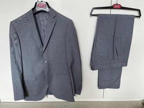 LIV grijs pak, colbert maat 44, pantalon maat 46, Kleding | Heren, Kostuums en Colberts, Zo goed als nieuw, Maat 46 (S) of kleiner