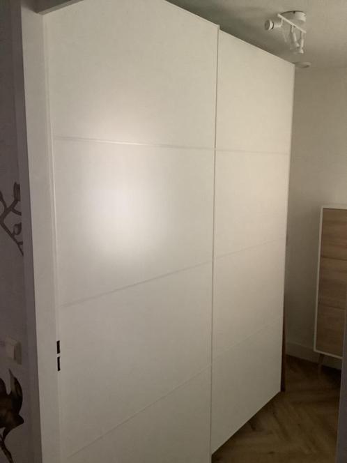 Ikea Pax kast 200x66x238, wit, 2 schuifdeuren, Huis en Inrichting, Kasten | Kledingkasten, Zo goed als nieuw, 200 cm of meer, 150 tot 200 cm