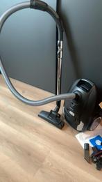Inventum St306ZZA Stofzuiger nieuw met BON!, Witgoed en Apparatuur, Stofzuigers, Ophalen, Zo goed als nieuw