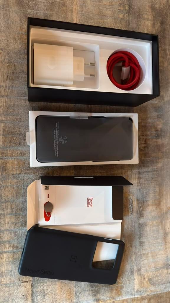 OnePlus 10 Pro zwart | 8gb RAM | 128 GB opslag, Telecommunicatie, Mobiele telefoons | Overige merken, Zo goed als nieuw, Zonder simlock