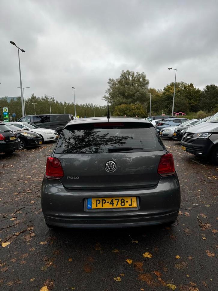 Volkswagen Polo, Auto's, Volkswagen, Particulier, Polo, Benzine, D, Hatchback, Handgeschakeld, Geïmporteerd, Zilver of Grijs, Voorwielaandrijving