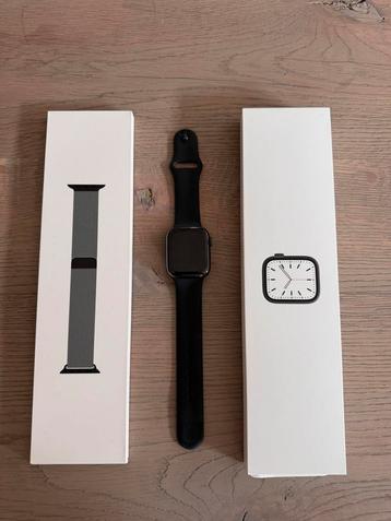 Apple Watch series 7 RVS 45 mm beschikbaar voor biedingen