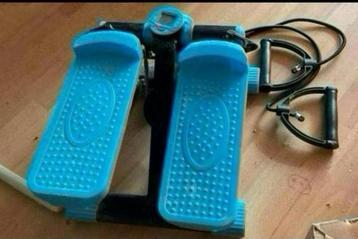 Steptoestel met arm elastieken beschikbaar voor biedingen