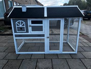 Konijnenhok beschikbaar voor biedingen