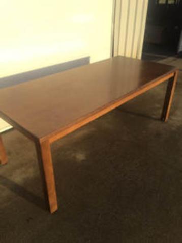 eetkamertafel Tafel 200x90 cm 4-poots Bijna nieuw beschikbaar voor biedingen