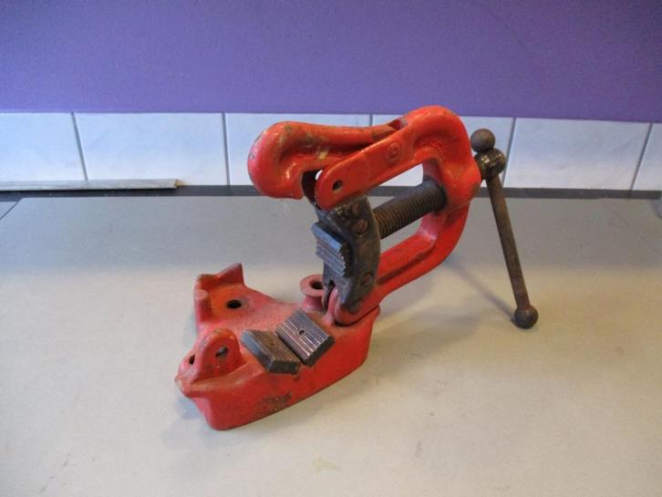 Ridgid Open slaande pijpen klem no 22, Doe-het-zelf en Verbouw, Gereedschap | Handgereedschap, Zo goed als nieuw, Ophalen
