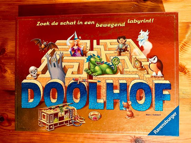 Doolhof (Gelimiteerde 20jarige Editie), Hobby en Vrije tijd, Gezelschapsspellen | Bordspellen, Zo goed als nieuw, Een of twee spelers