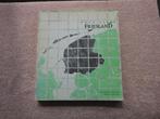 Foto - atlas Friesland, ROBAS topografische dienst., Boeken, Atlassen en Landkaarten, Gelezen, ROBAS., Overige atlassen, Ophalen of Verzenden