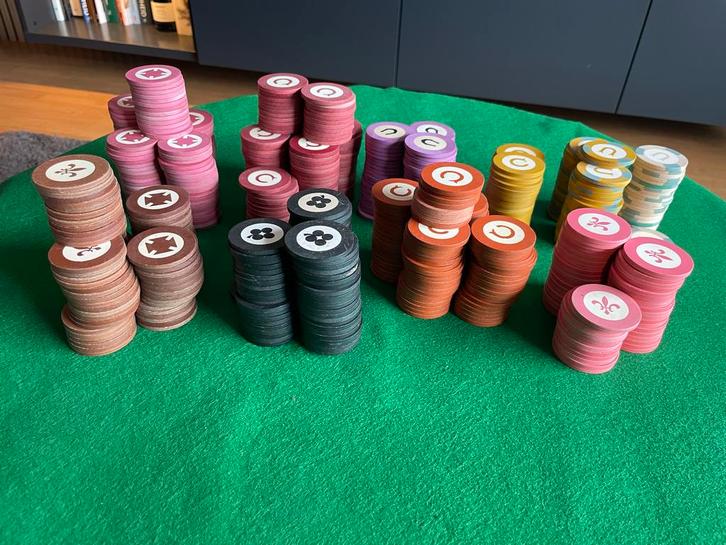 Antieke Pokerchips / Casinochips, Hobby en Vrije tijd, Gezelschapsspellen | Bordspellen, Gebruikt, Een of twee spelers, Ophalen of Verzenden