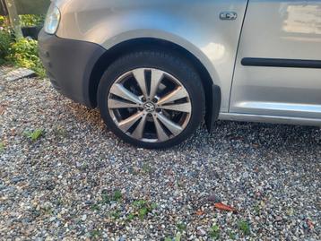 18 inch vw velgen ruilen tegen 15 of 16 inch beschikbaar voor biedingen