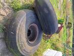 Gratis 2 landbouwbanden met velg 8 gaats, Ophalen, Gebruikt