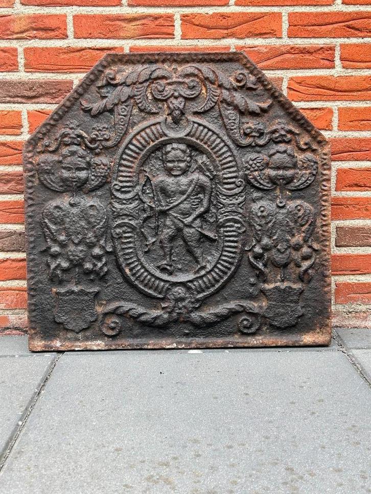 Haardplaat " Cupido ", Antiek en Kunst, Curiosa en Brocante, Ophalen