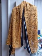 nieuwe okergele sjaal met  zwart, Ophalen of Verzenden, Nieuw, Maat 46/48 (XL) of groter, Sjaal