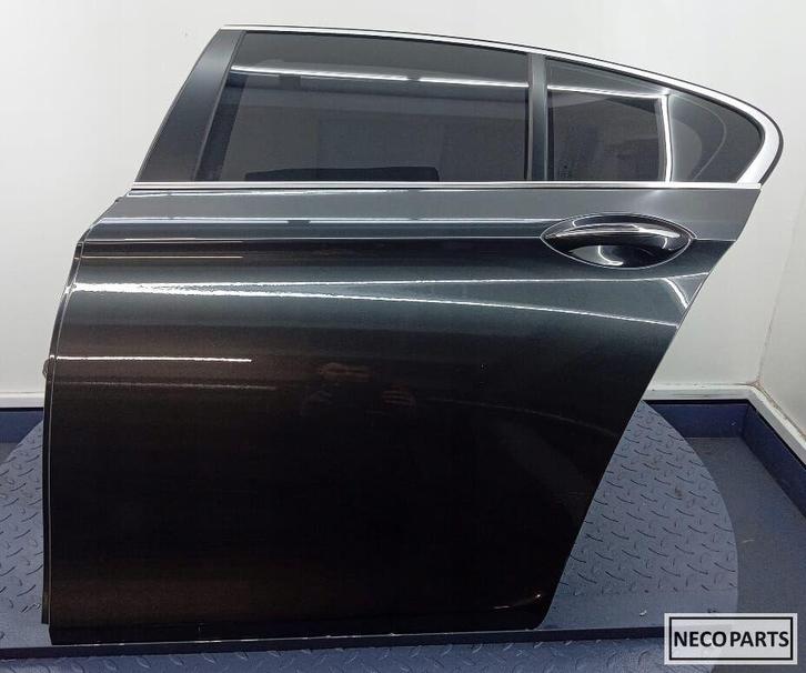 BMW 5 SERIE F10 F11 PORTIER DEUR KLEUR B05 ALLES LEVERBAAR !, Auto-onderdelen, Carrosserie en Plaatwerk, Achterklep, BMW, Achter