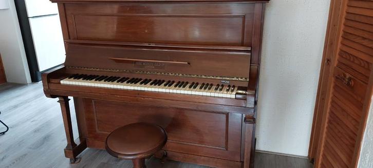 pubpiano, Muziek en Instrumenten, Piano's, Gebruikt, Bruin, Ophalen