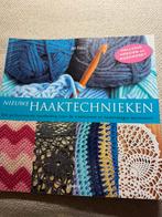 2 boeken haakwerksteken en technieken NIEUW, Ophalen of Verzenden, Nieuw, Haken, Patroon of Boek