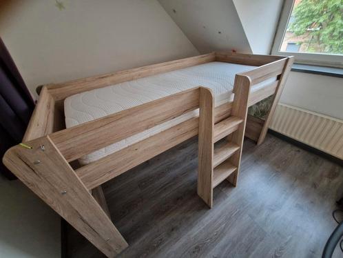 Halfhoogslaper - Perfect voor de kinderkamer!, Kinderen en Baby's, Kinderkamer | Stapelbedden en Hoogslapers, Zo goed als nieuw